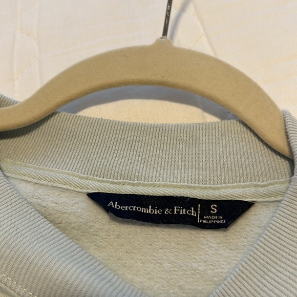 NWOT RARE Abercrombie & Fitch Soft AF Essential Crew in Blue Fog Size S - Picture 10 of 14